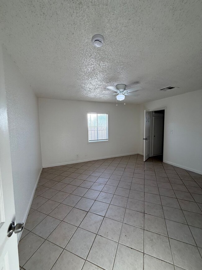 Building Photo - Available Soon! Fully Rehab!