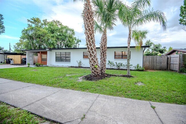 Building Photo - 6440 Greylynne St