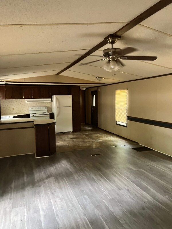 Building Photo - 1032 Deborah Ln