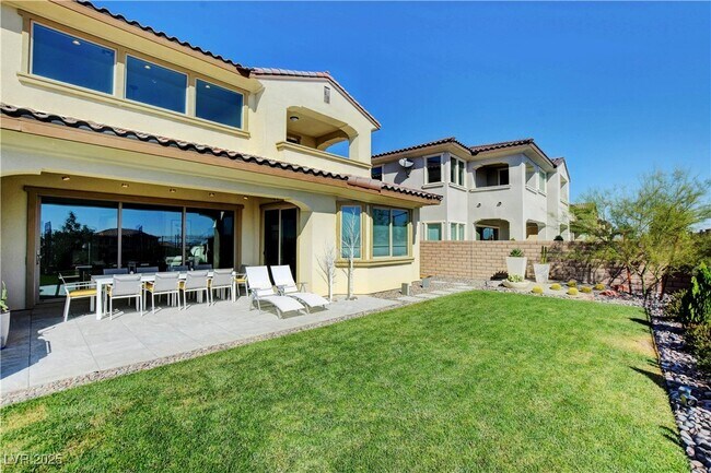 Building Photo - 116 Tarragona Breeze Ave