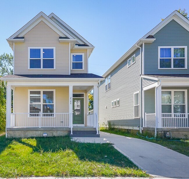 Building Photo - 2184 E 97th St