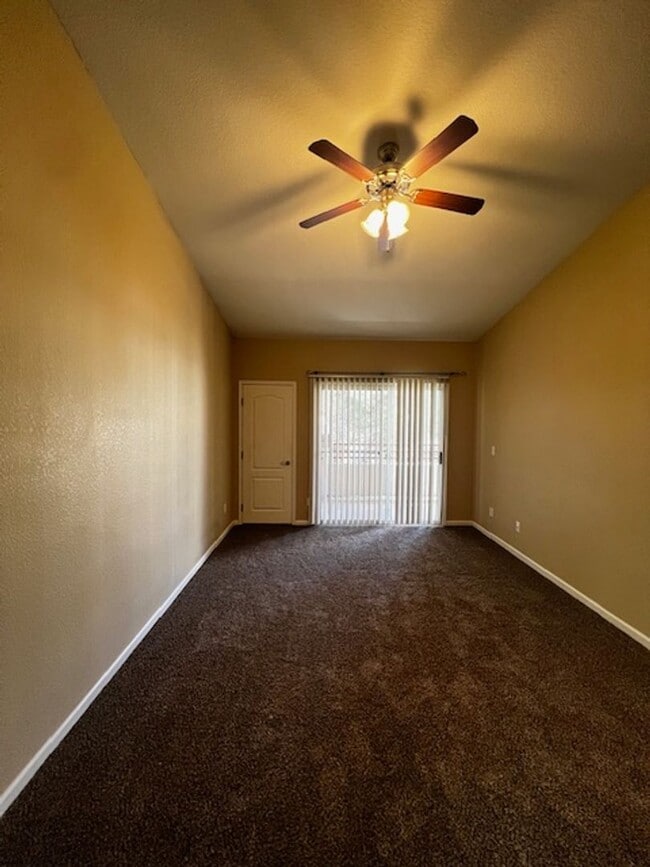 Building Photo - 3 Bedroom Condo - Gated - Summerlin - Detached Garage- New Carpet
