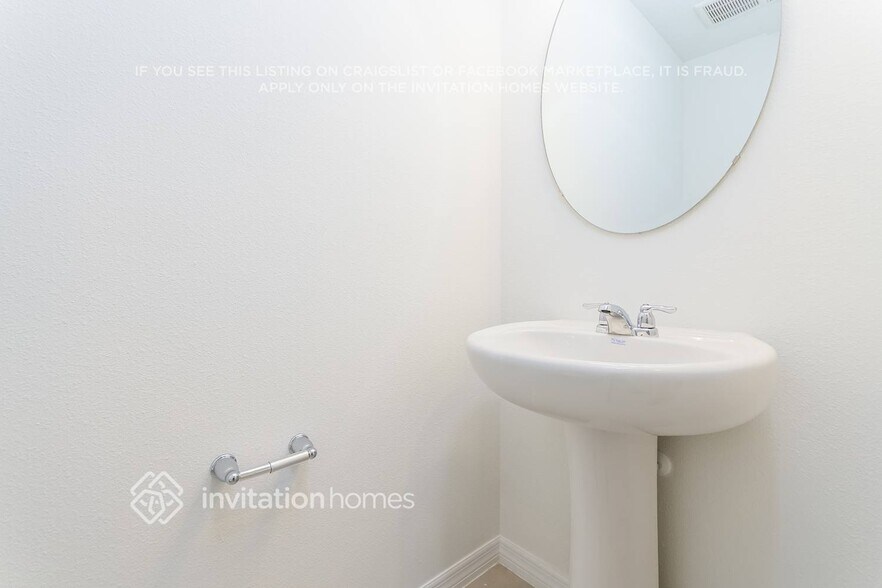 Building Photo - 6243 Silver Brook Wy