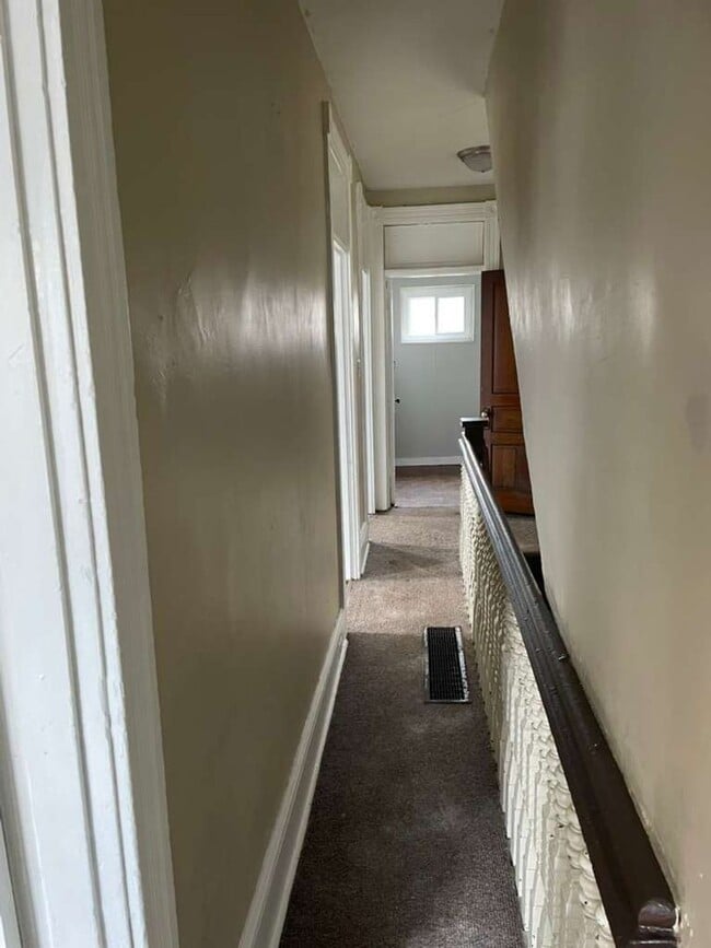 Building Photo - 436 Crawford Ave