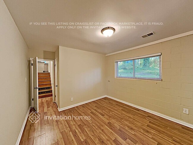 Building Photo - 306 Concord Woods Dr SE