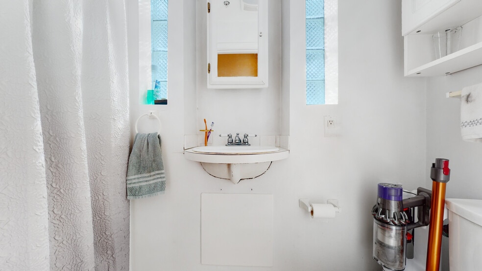 Building Photo - 91 Prince St