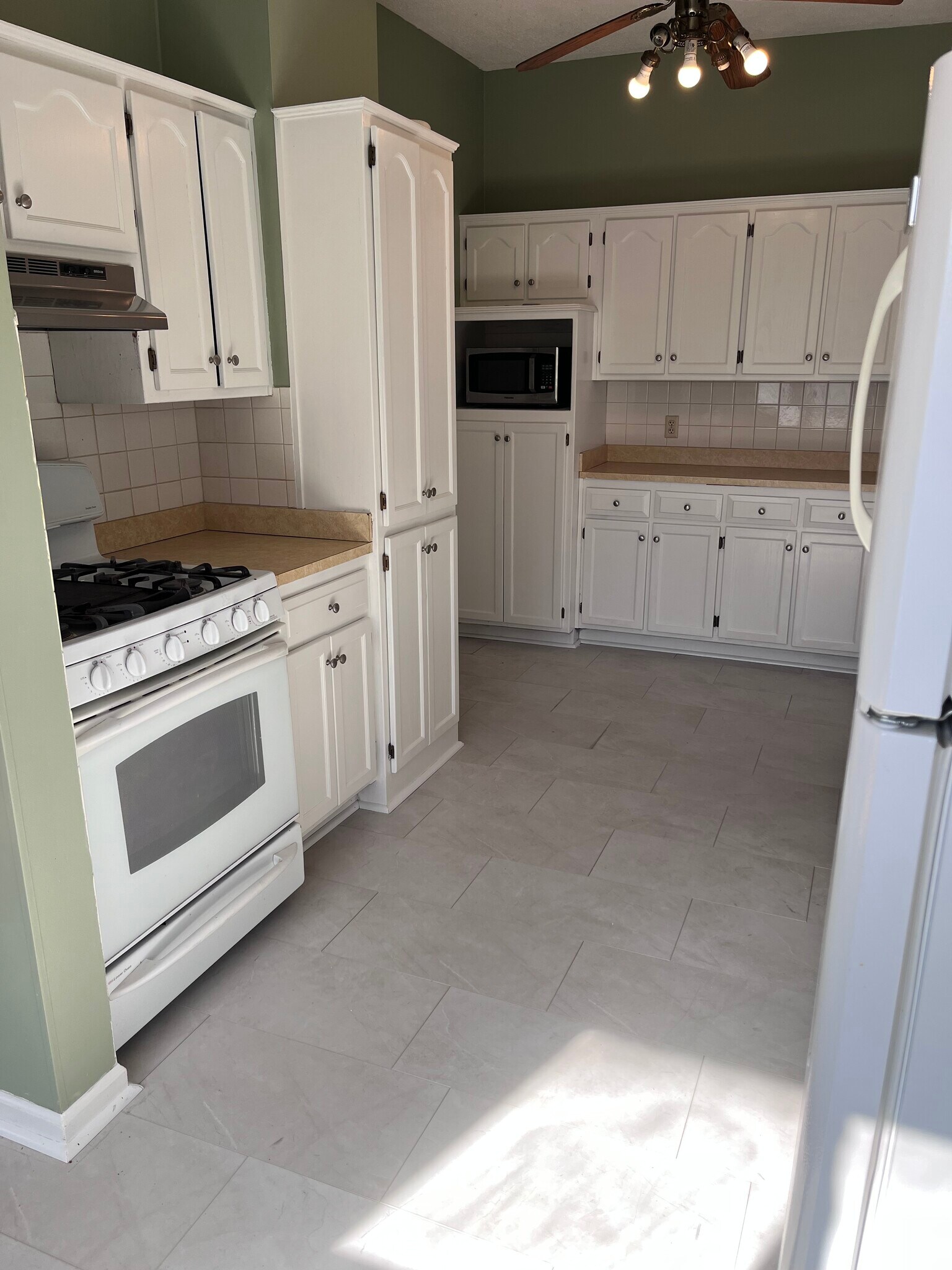 Building Photo - 4441 Wyoming St