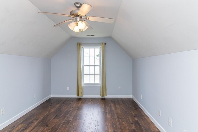 Building Photo - 109 Beatrice Dr
