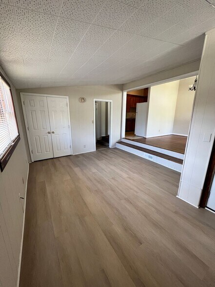 Building Photo - East Glenn Property