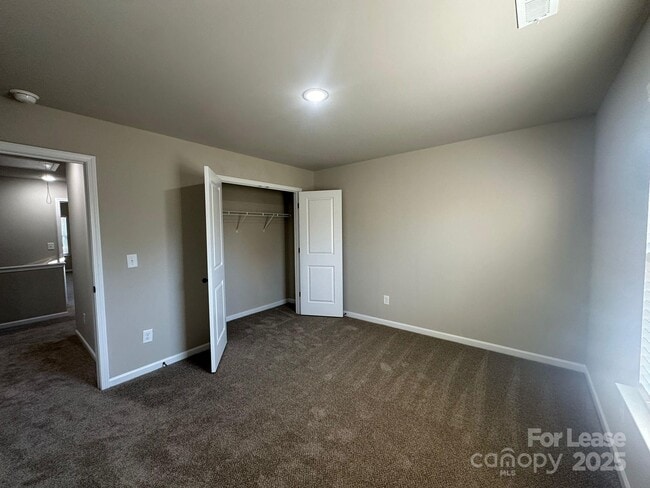 Building Photo - 9050 Stoney Waters Ct