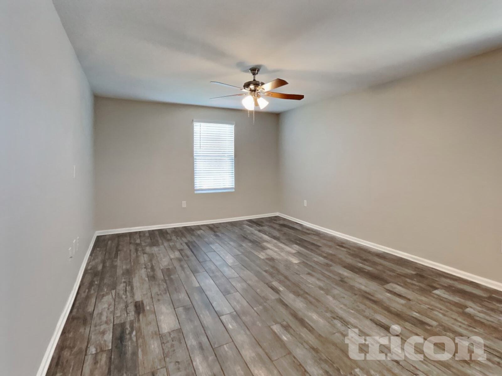 Building Photo - 311 Irving Bend Dr