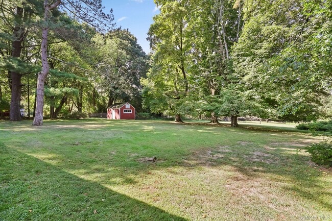 Building Photo - 790 Hardscrabble Rd