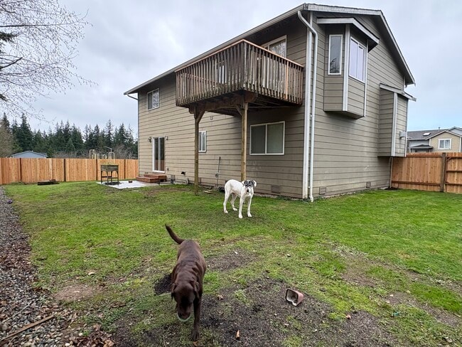 Building Photo - 17427 73rd Dr NE