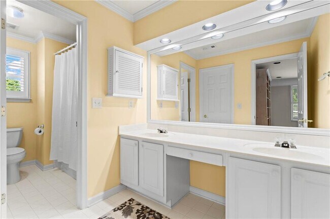 Building Photo - 408 Wellwood Way