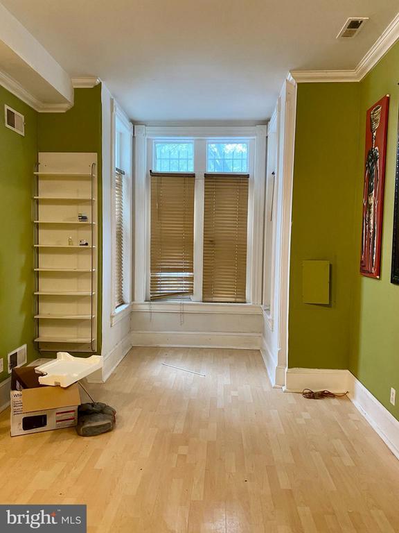 Building Photo - 1642 6th St NW