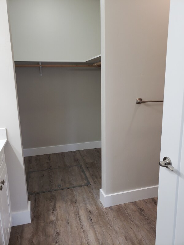 Building Photo - 165 Fairway Blvd