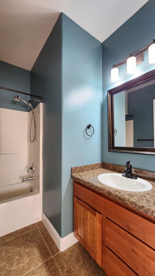 Building Photo - Elegant Stephens Pointe Condominiums