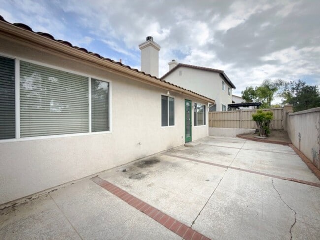 Building Photo - COMING SOON! Cute, Single Story Home For Rent In Temeku Hills!