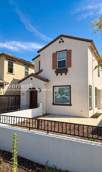 Building Photo - 7912 Titan Dr