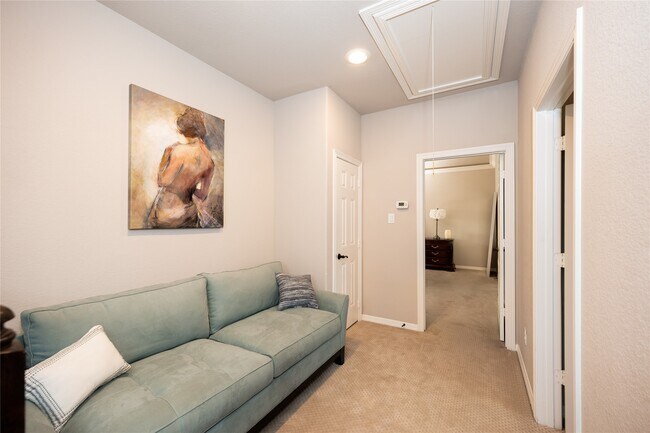 Building Photo - 5513 Livorno Way