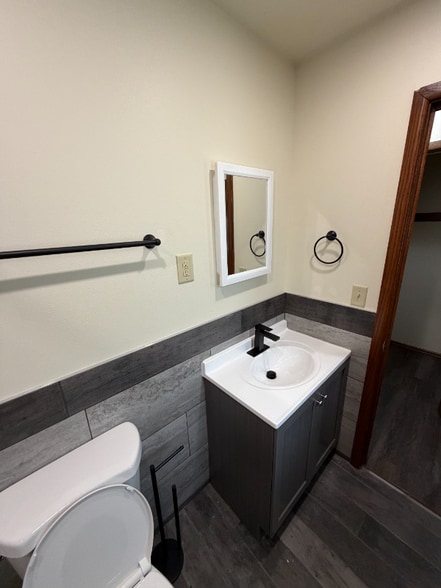 Building Photo - 1828 S 63rd St