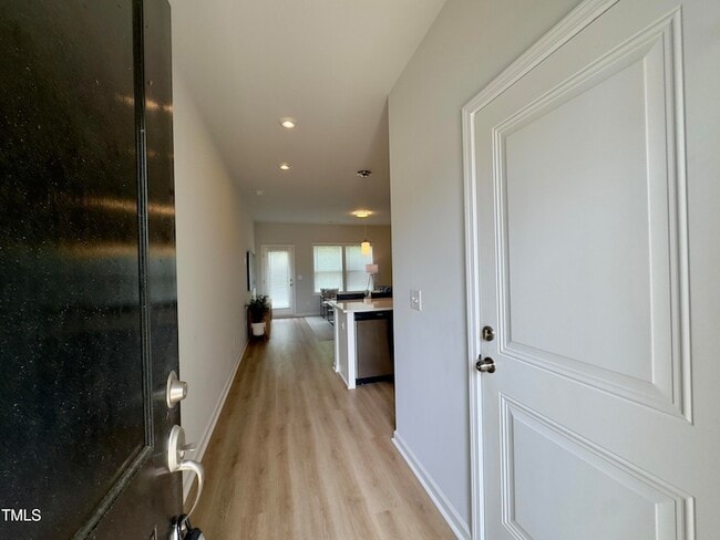 Building Photo - 276 Shingle Oak Rd