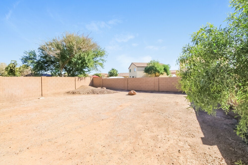 Building Photo - 1459 E Shari St