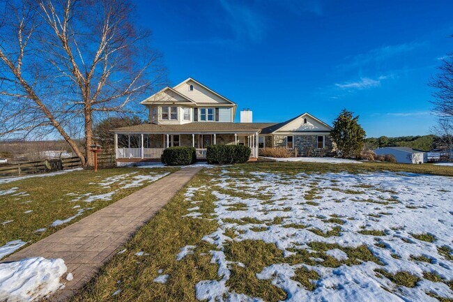 Building Photo - WELLER ESTATES