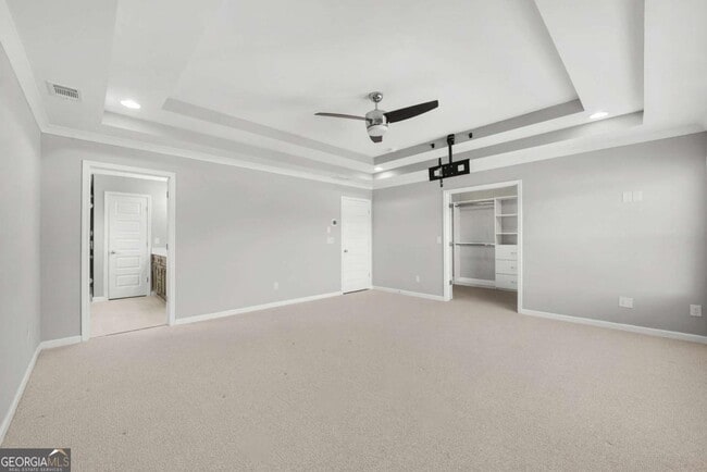 Building Photo - 2967 Silver Hill Terrace SE