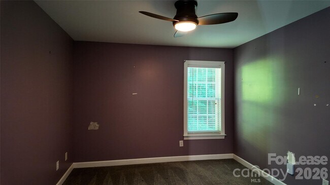 Building Photo - 410 Farm Branch Dr