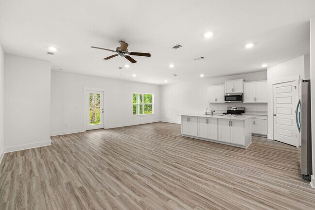 Building Photo - 127 Holley Grv Ln