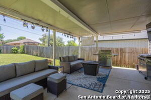 Building Photo - 7118 Rimwood St