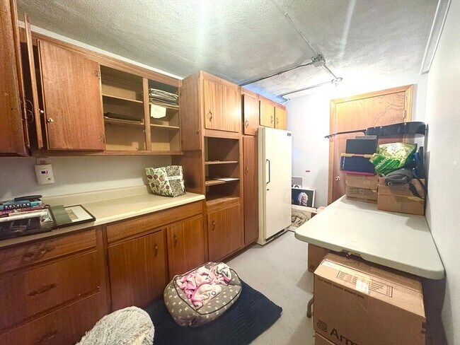 Building Photo - 11 Tirrell Crescent