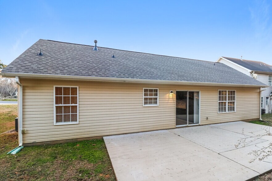 Building Photo - 2622 Amber Crest Dr