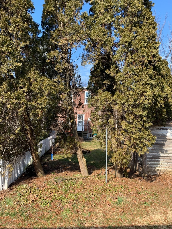 Building Photo - 730 Hamilton Rd