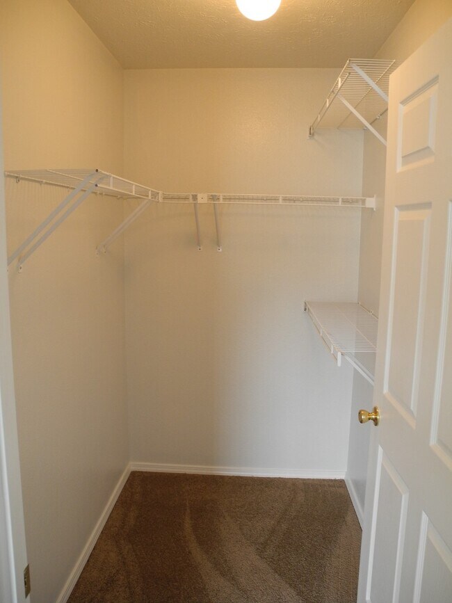 Building Photo - Condominium in Academy Commons