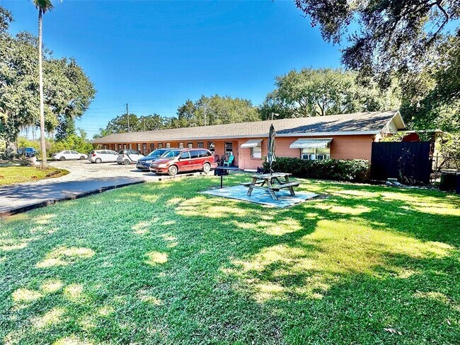 Primary Photo - 3618 N Scenic Hwy