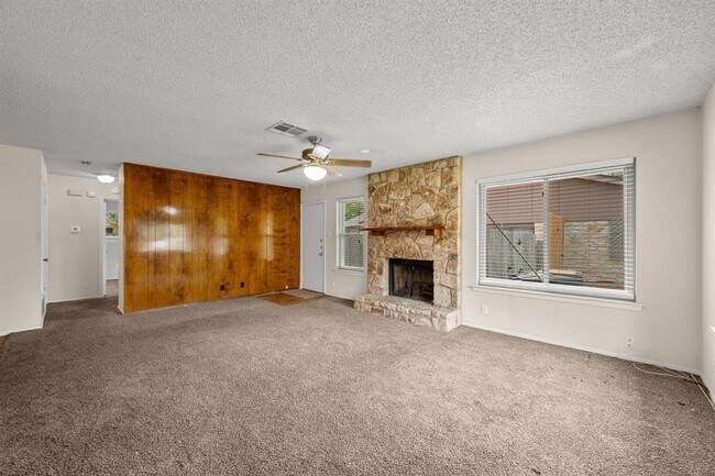 Building Photo - 101 Norwood Dr