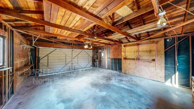 Building Photo - 4939 Dry Creek Rd