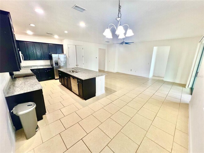 Building Photo - 3333 Wauseon Dr