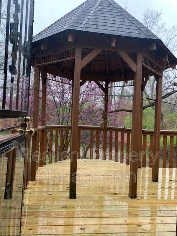 Building Photo - 1220 Gainesway Dr
