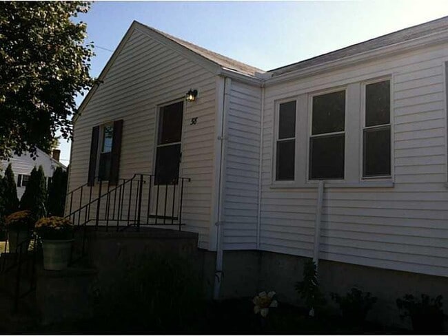 Building Photo - 58 Vale Ave