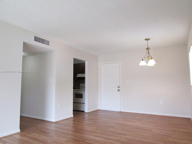 Building Photo - 7407 SW 152nd Ave