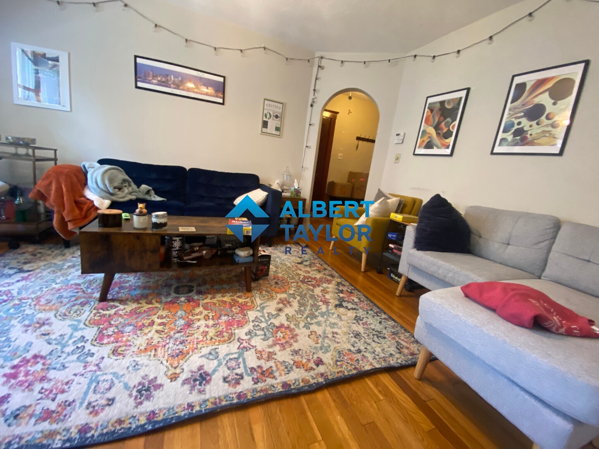 Building Photo - 94 Heath St