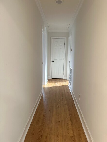 Hall - 5149 Honeysuckle Ln E