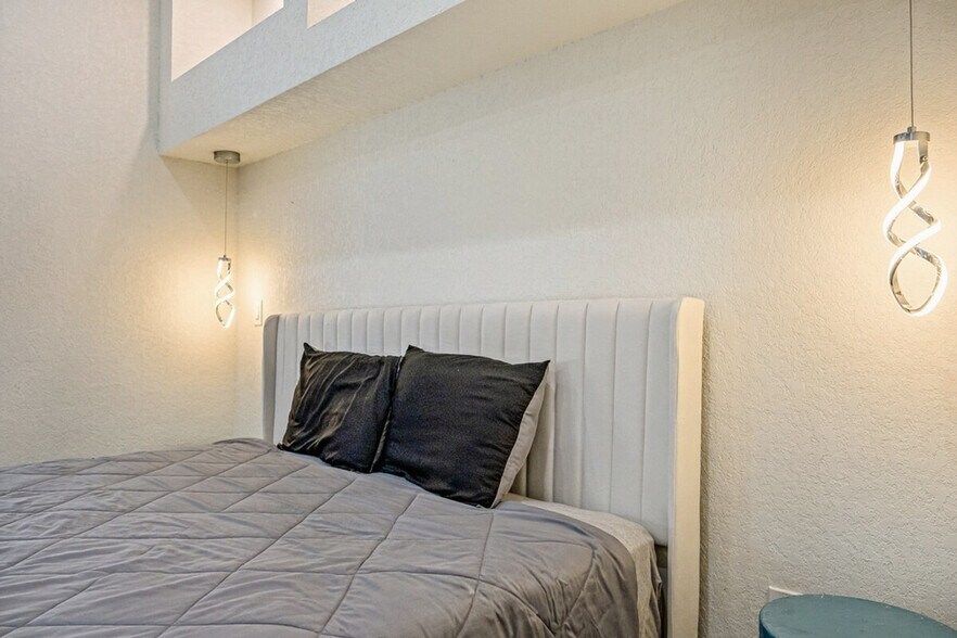 Building Photo - 219 Utah St