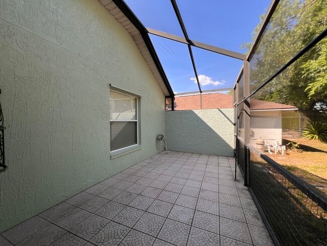 Building Photo - PRICE REDUCED FOR A QUICK MOVE IN!!  Beaut...