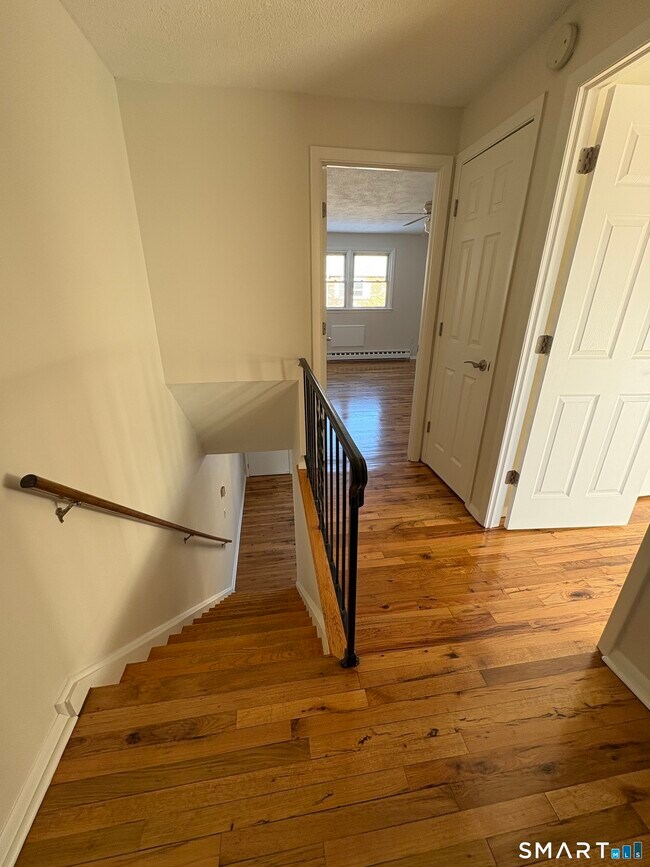 Building Photo - 43 Hiltbrand Rd