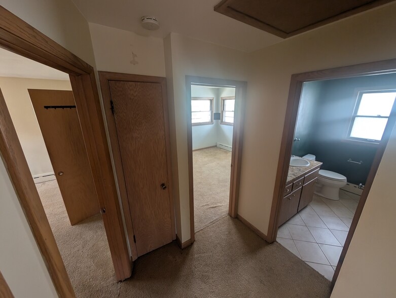 Building Photo - 3759 S 58th St