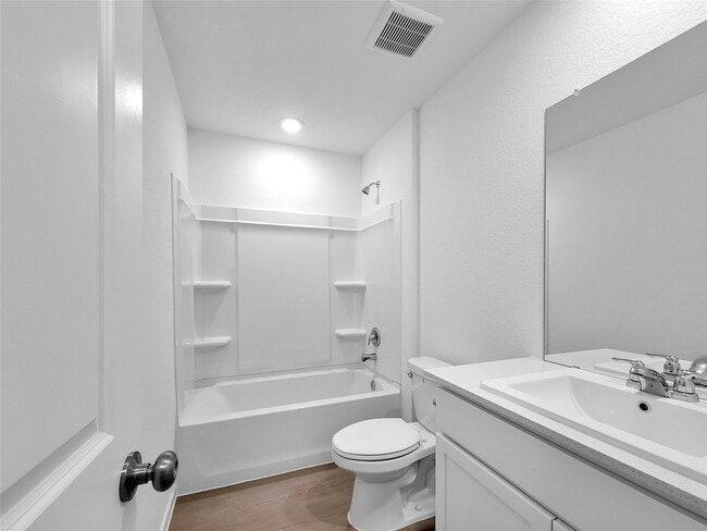 Building Photo - 1619 Winwood Dr